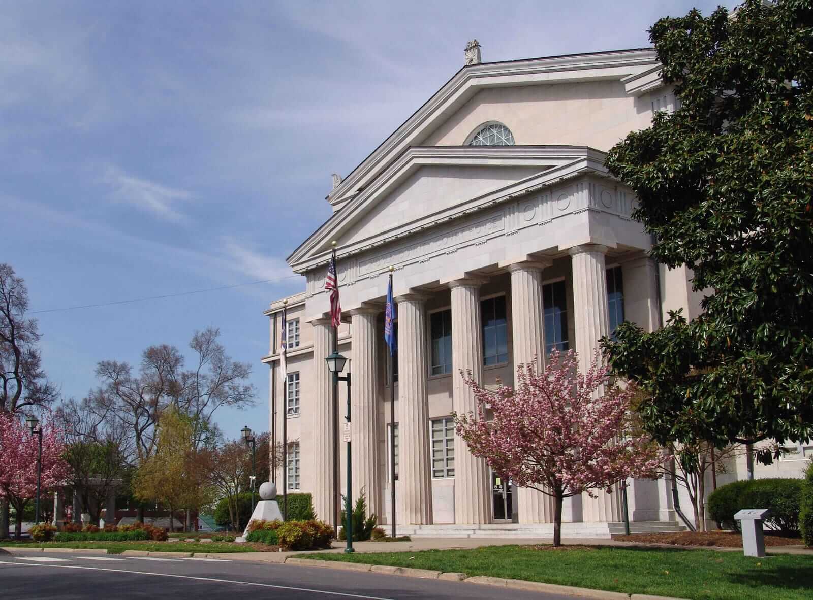 lincoln-county-Lincolnton-Court-House